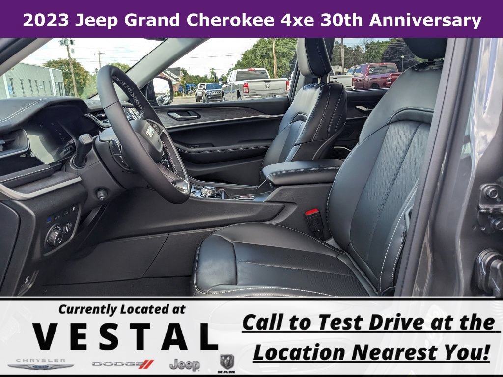 New 2023 Jeep Grand Cherokee 30th Anniversary AWD/4WD image 12