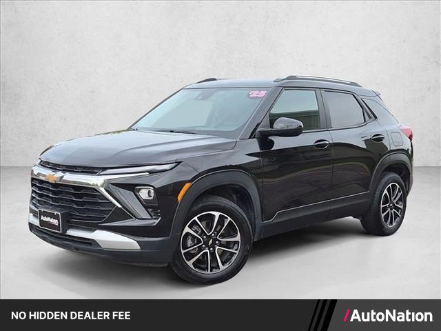 Used 2025 Chevrolet TrailBlazer LT AWD/4WD image 1