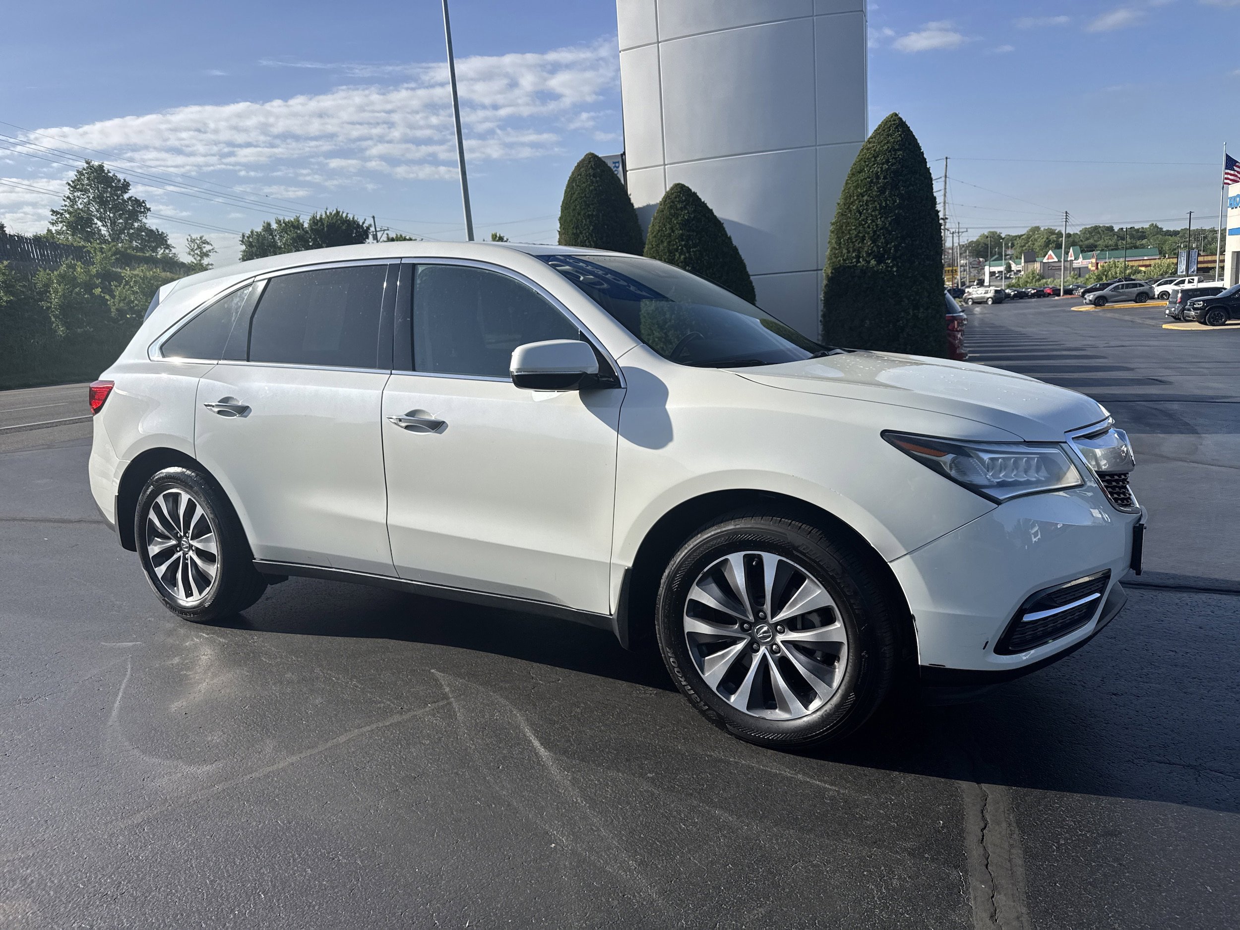 Used 2016 Acura MDX SH-AWD w/ Technology Package image 1