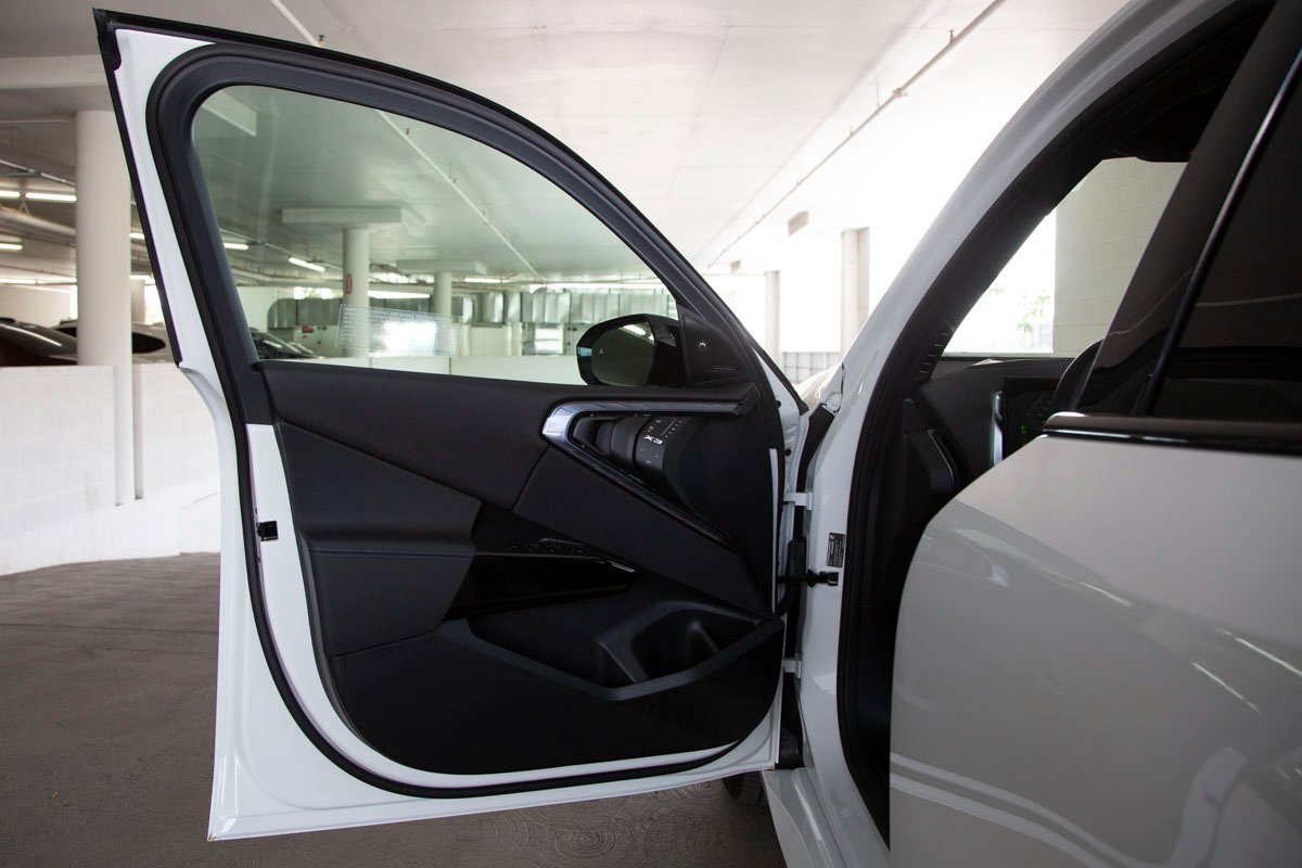 Used 2025 BMW X3 M50 w/ Premium Package image 14