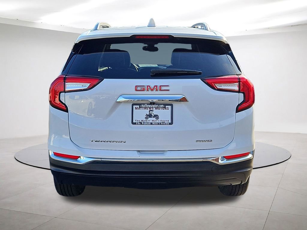Used 2024 GMC Terrain SLT image 6