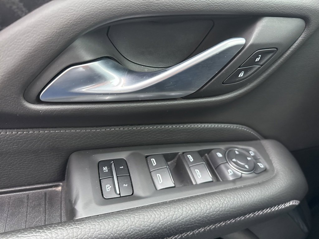 Certified 2022 GMC Yukon Denali w/ Denali Premium Package image 19