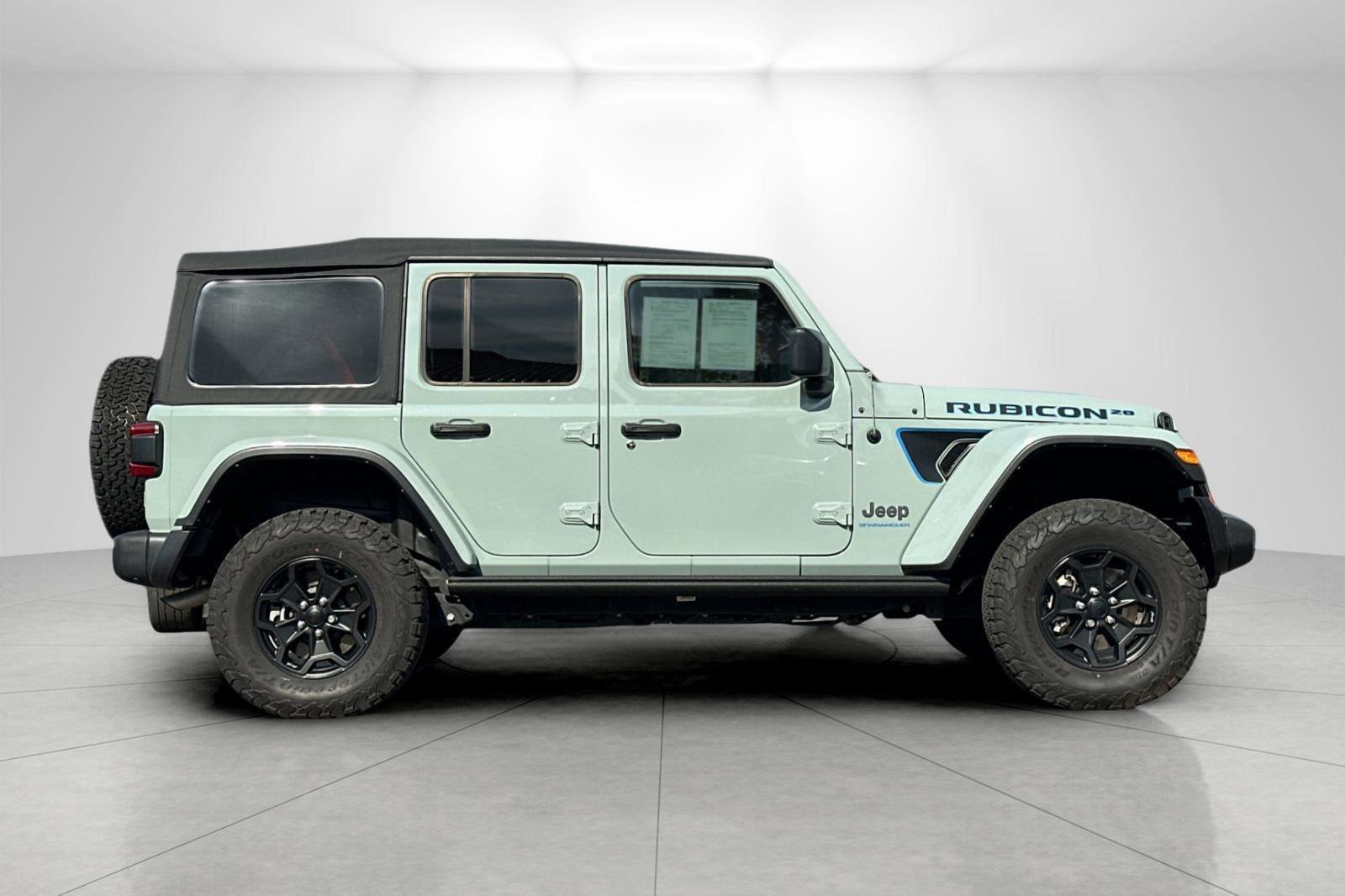 Used 2023 Jeep Wrangler Unlimited Rubicon 4xe image 2
