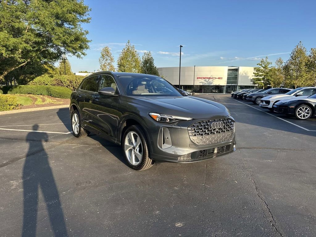 New 2025 Audi Q5 Premium Plus