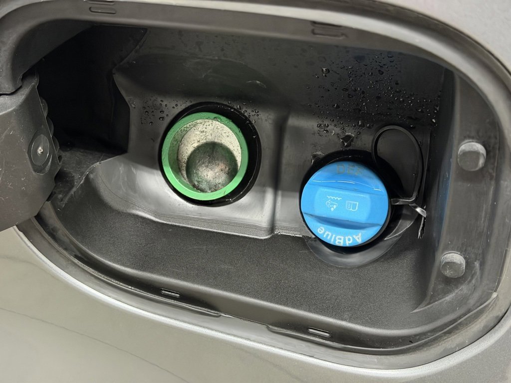 Certified 2023 GMC Sierra 1500 AT4 w/ AT4 Premium Package image 45