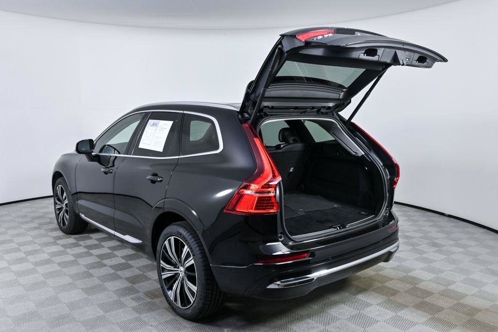 Certified 2023 Volvo XC60 B5 Ultimate AWD/4WD image 33