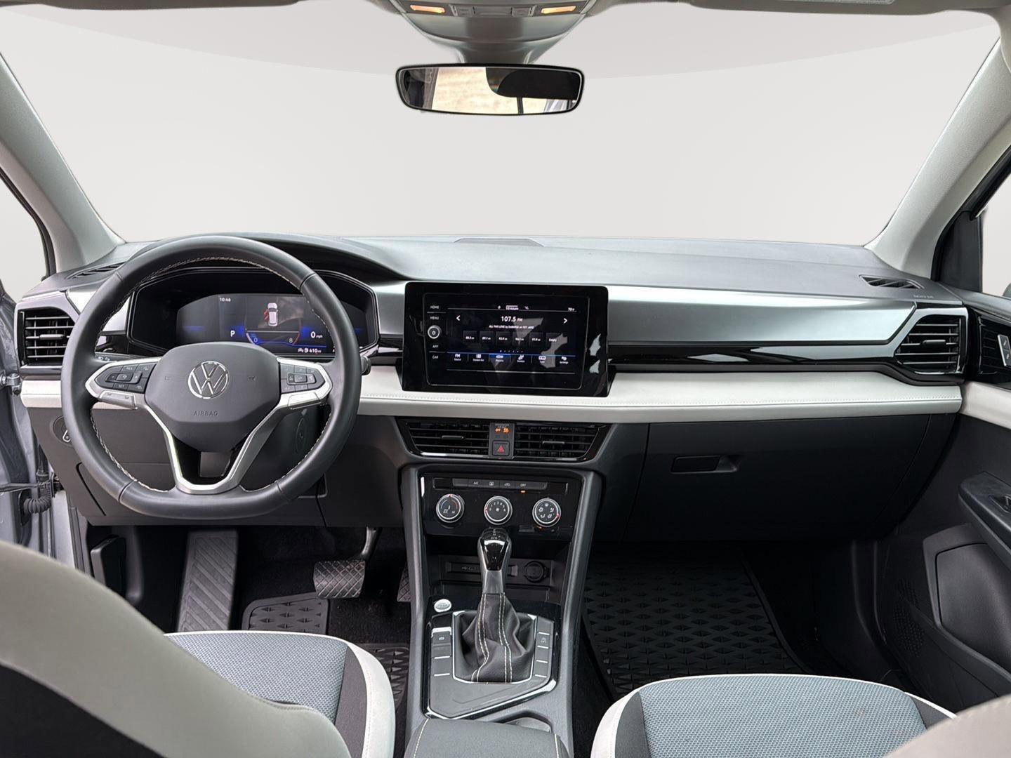 Certified 2025 Volkswagen Taos S w/ Taos MDO Package image 20