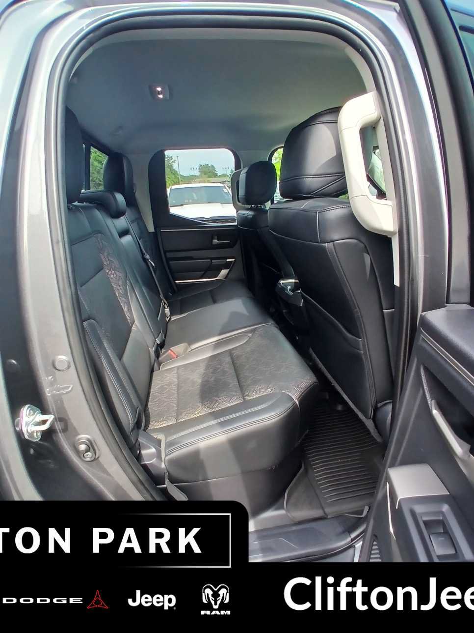 Used 2022 Toyota Tundra SR5 w/ SR5 Premium Package AWD/4WD image 15