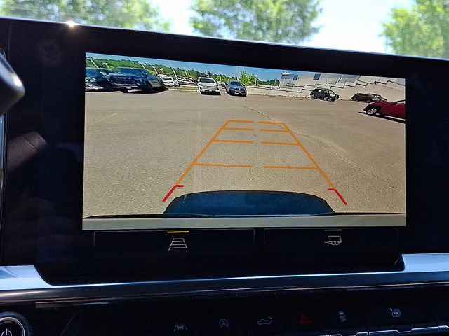 Used 2026 Chevrolet Silverado 1500 RST AWD/4WD image 13