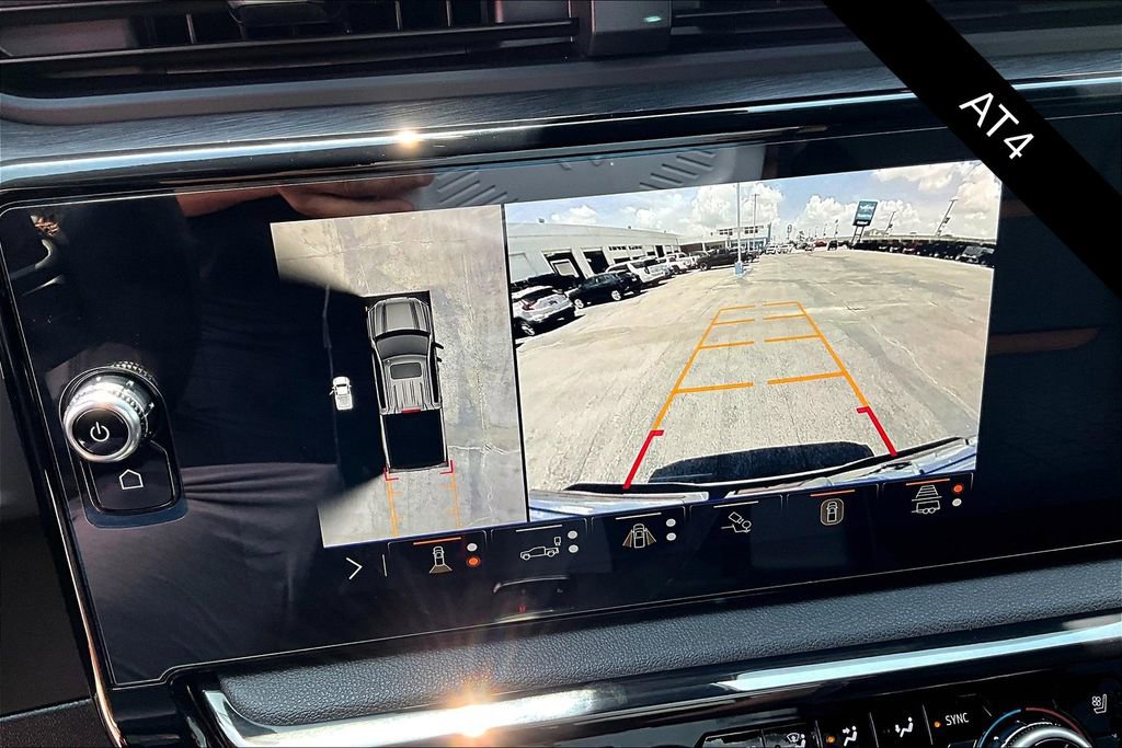 Used 2024 GMC Sierra 1500 AT4 w/ Technology Package image 15