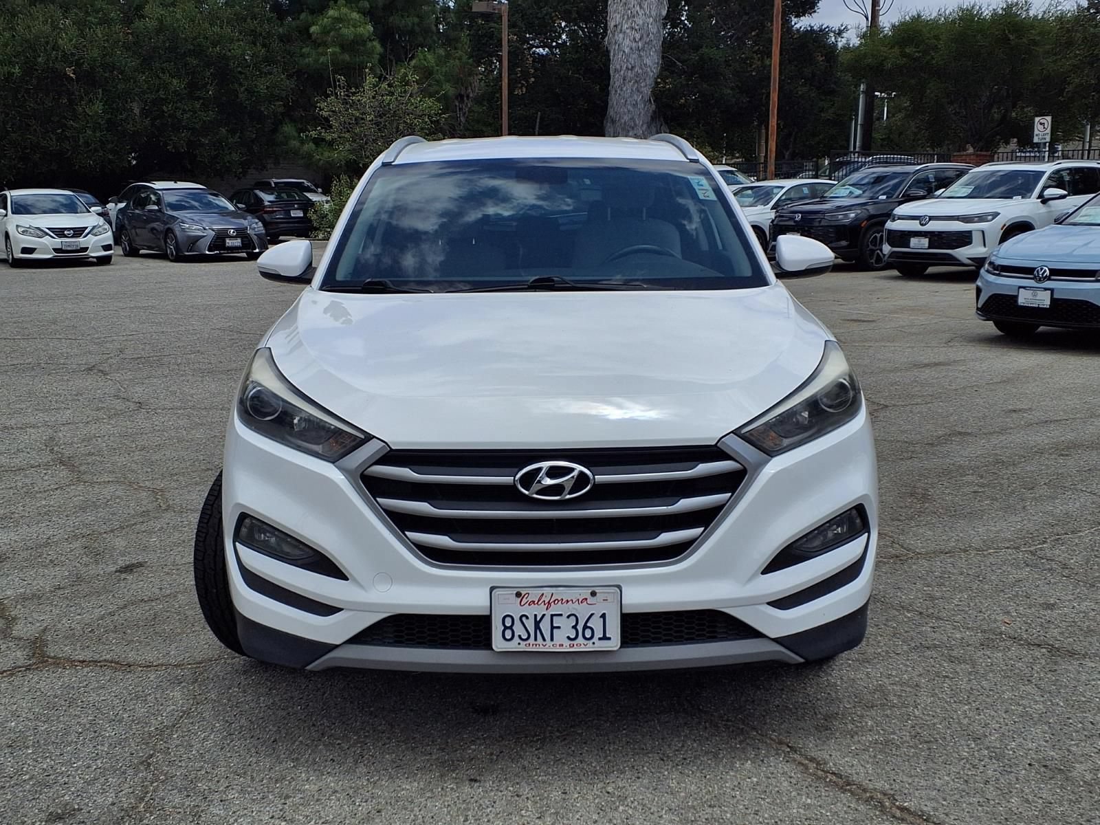 Used 2017 Hyundai Tucson Sport FWD image 2