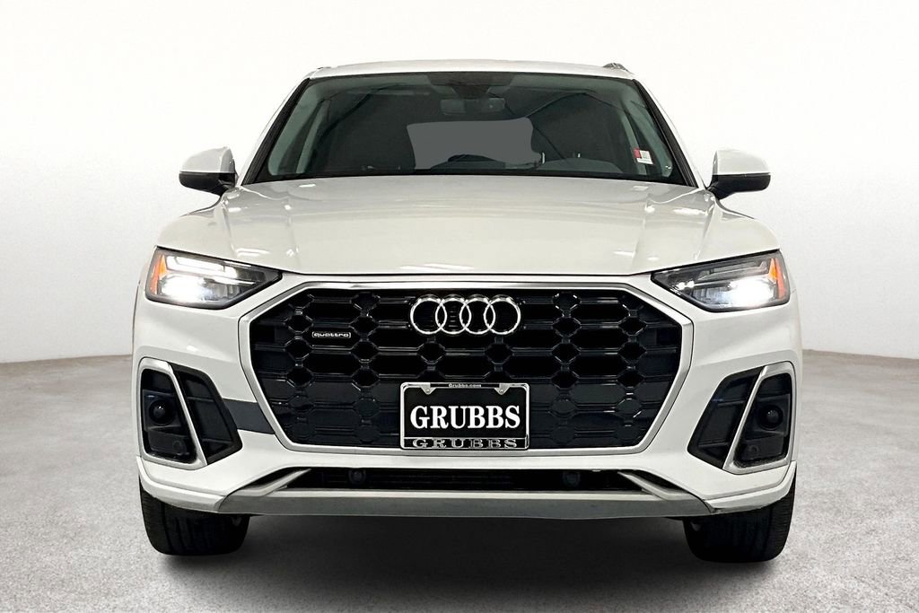 Used 2022 Audi Q5 2.0T Premium w/ Convenience Package image 5