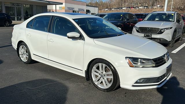 Used 2017 Volkswagen Jetta SEL image 4