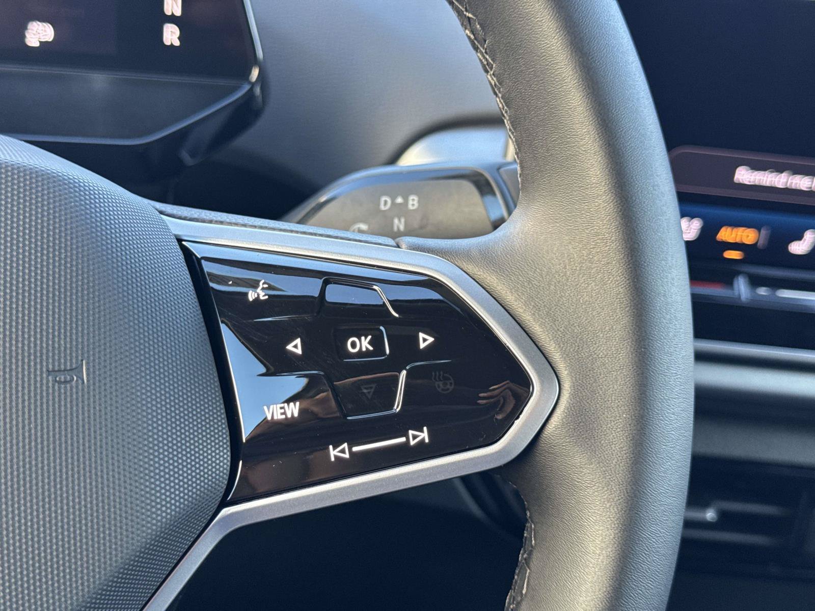 New 2026 Volkswagen ID.4 Pro RWD image 18