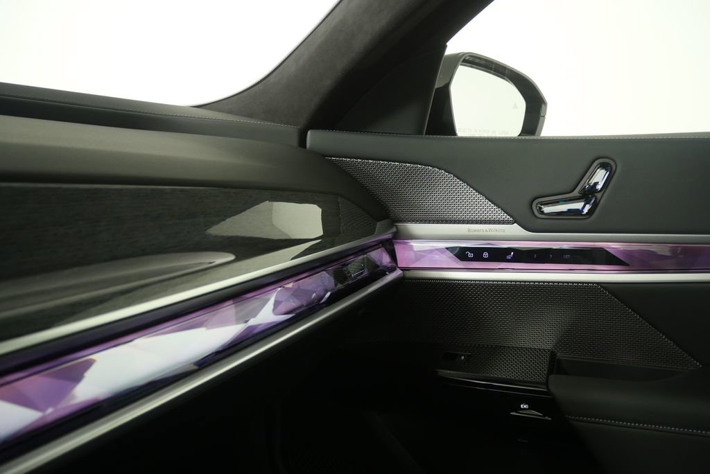 Used 2026 BMW i7 eDrive50 image 30