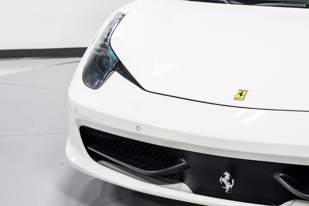 Used 2014 Ferrari 458 Spider RWD image 40