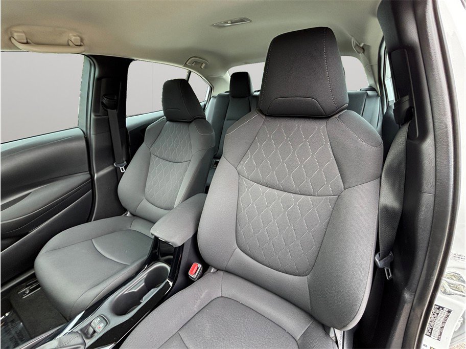 Used 2022 Toyota Corolla LE image 15