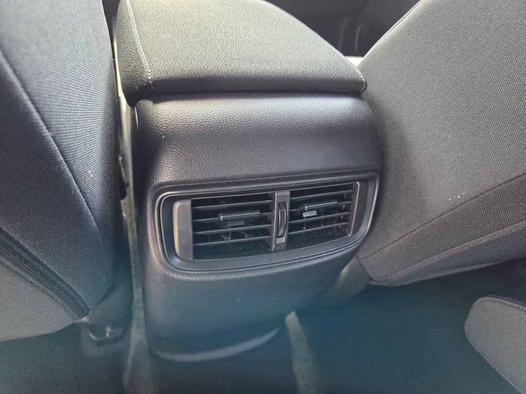 Used 2019 Honda CR-V LX image 6