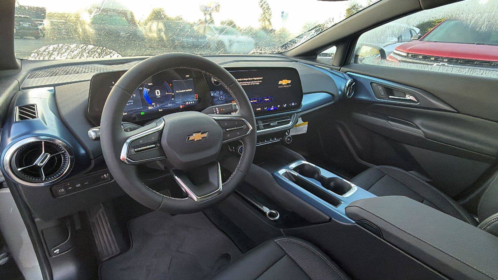 New 2026 Chevrolet Equinox EV LT FWD image 3