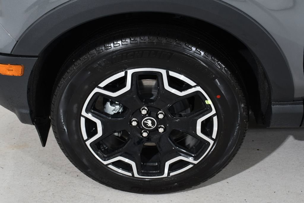 New 2025 Ford Bronco Sport Outer Banks w/ Outer Banks Tech Package+ image 24