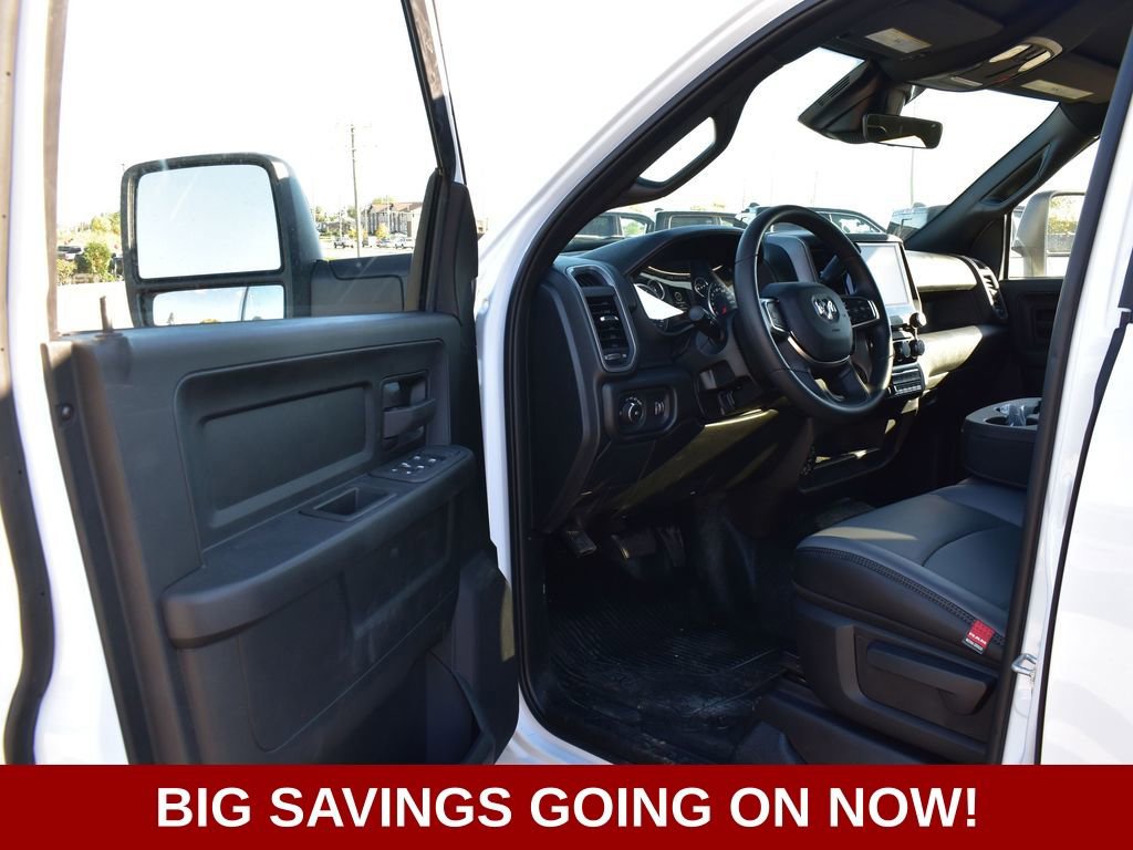 New 2026 RAM 3500 Tradesman AWD/4WD image 12