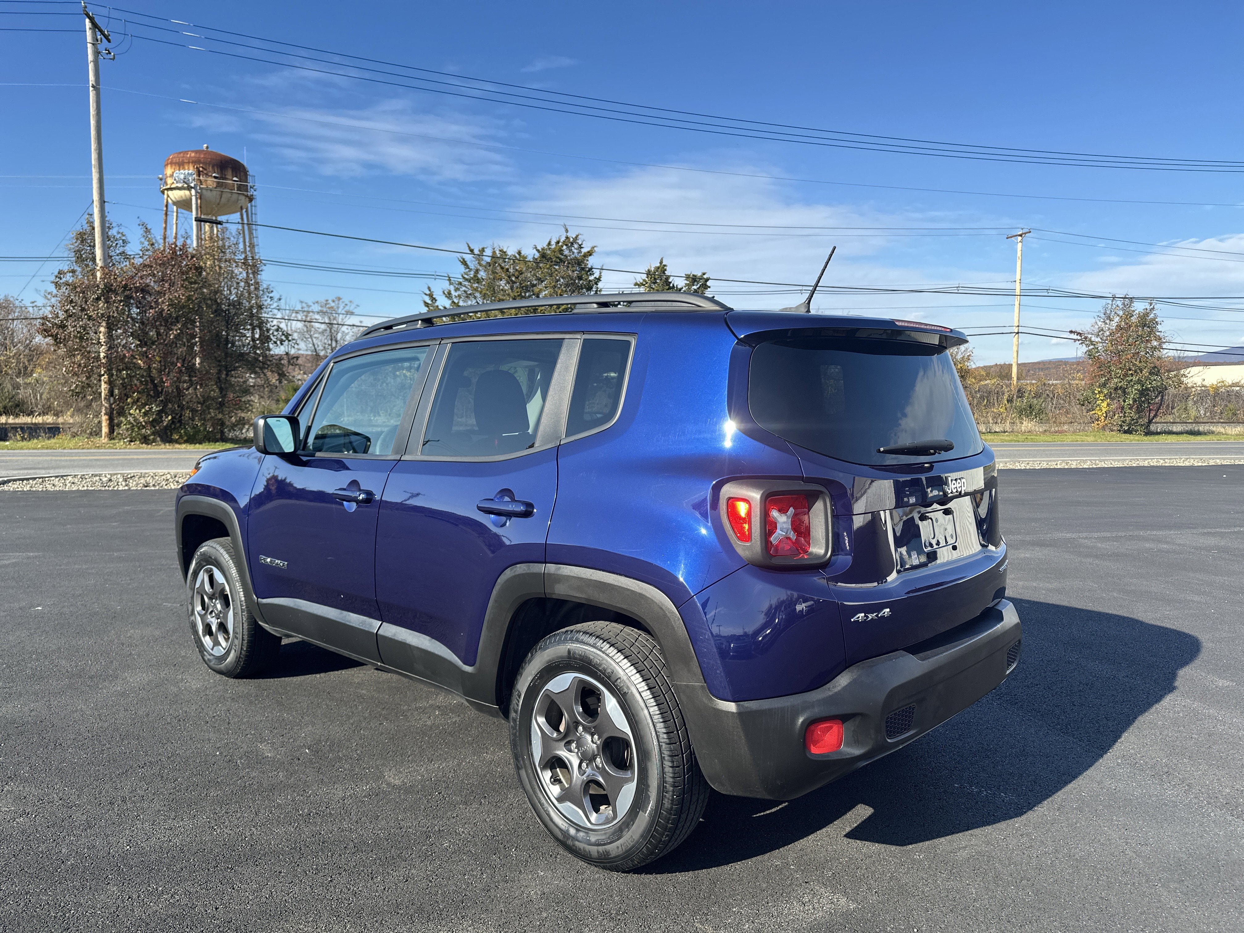Used 2017 Jeep Renegade Sport w/ Power & Air Group image 8