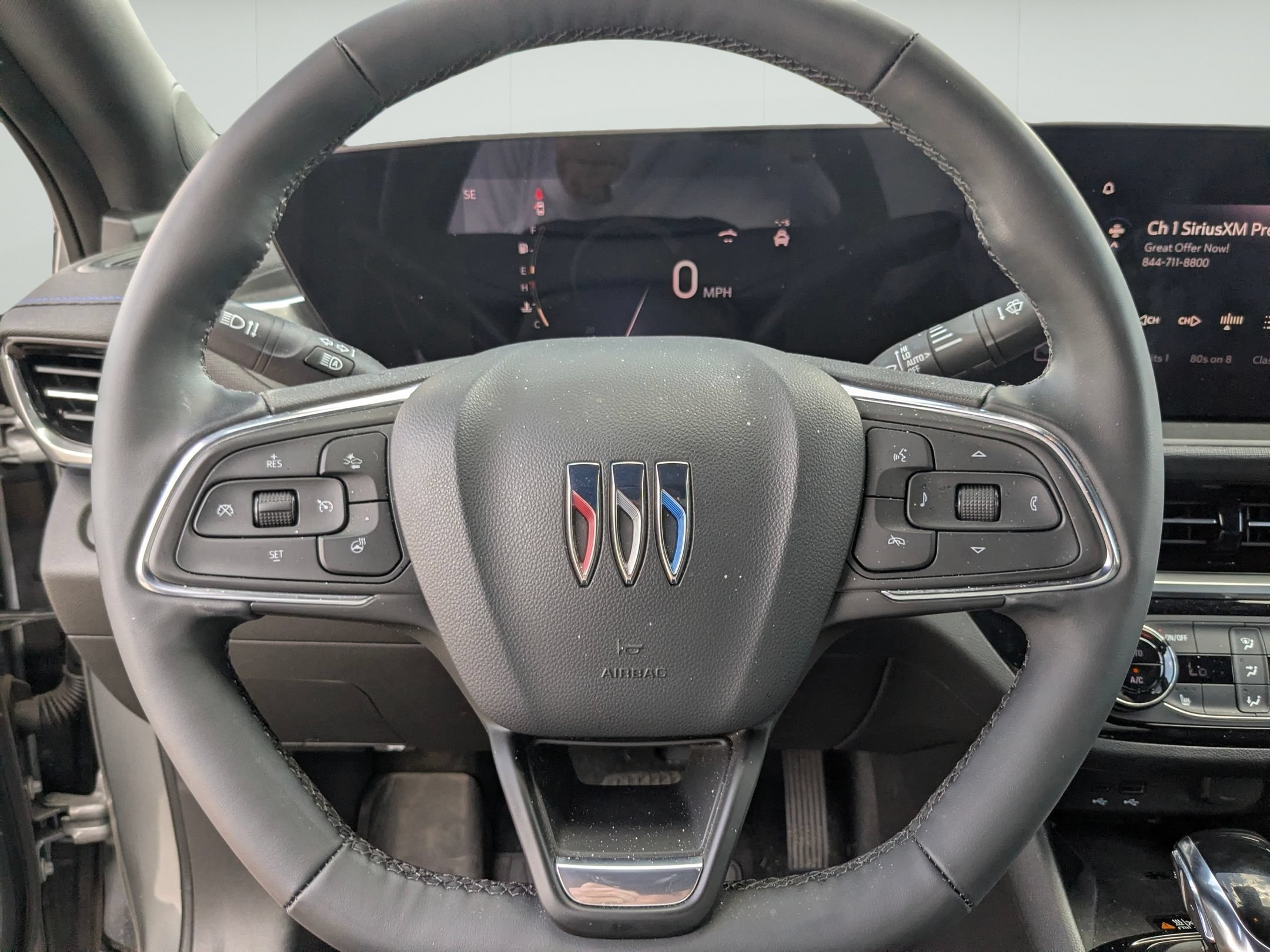 Used 2024 Buick Envista Sport Touring w/ Convenience I Package FWD image 9
