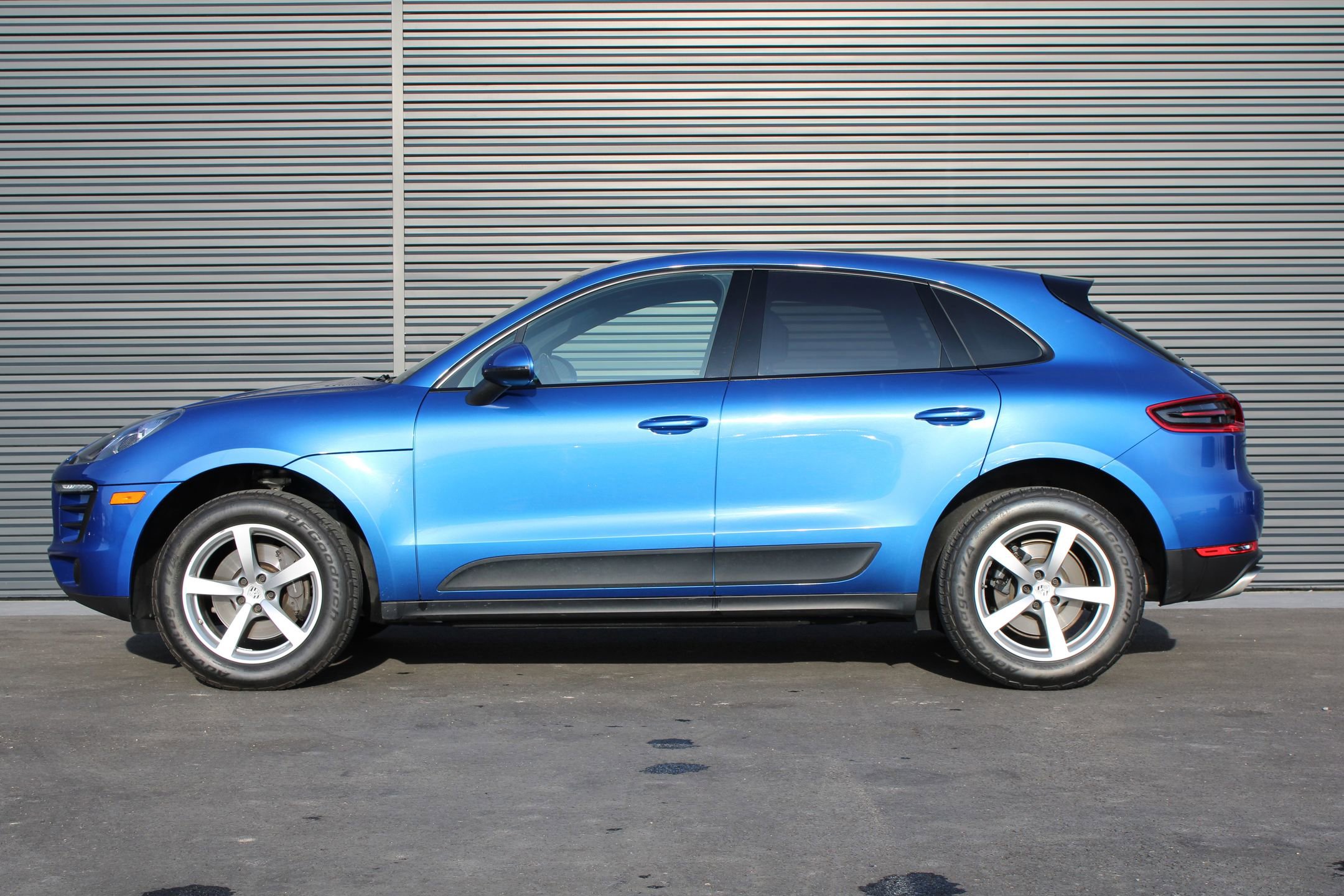 Used 2017 Porsche Macan image 2