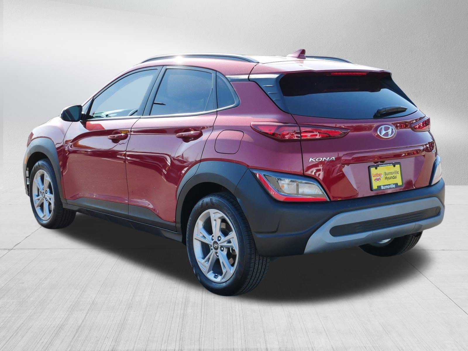 Certified 2023 Hyundai Kona SEL AWD/4WD image 5