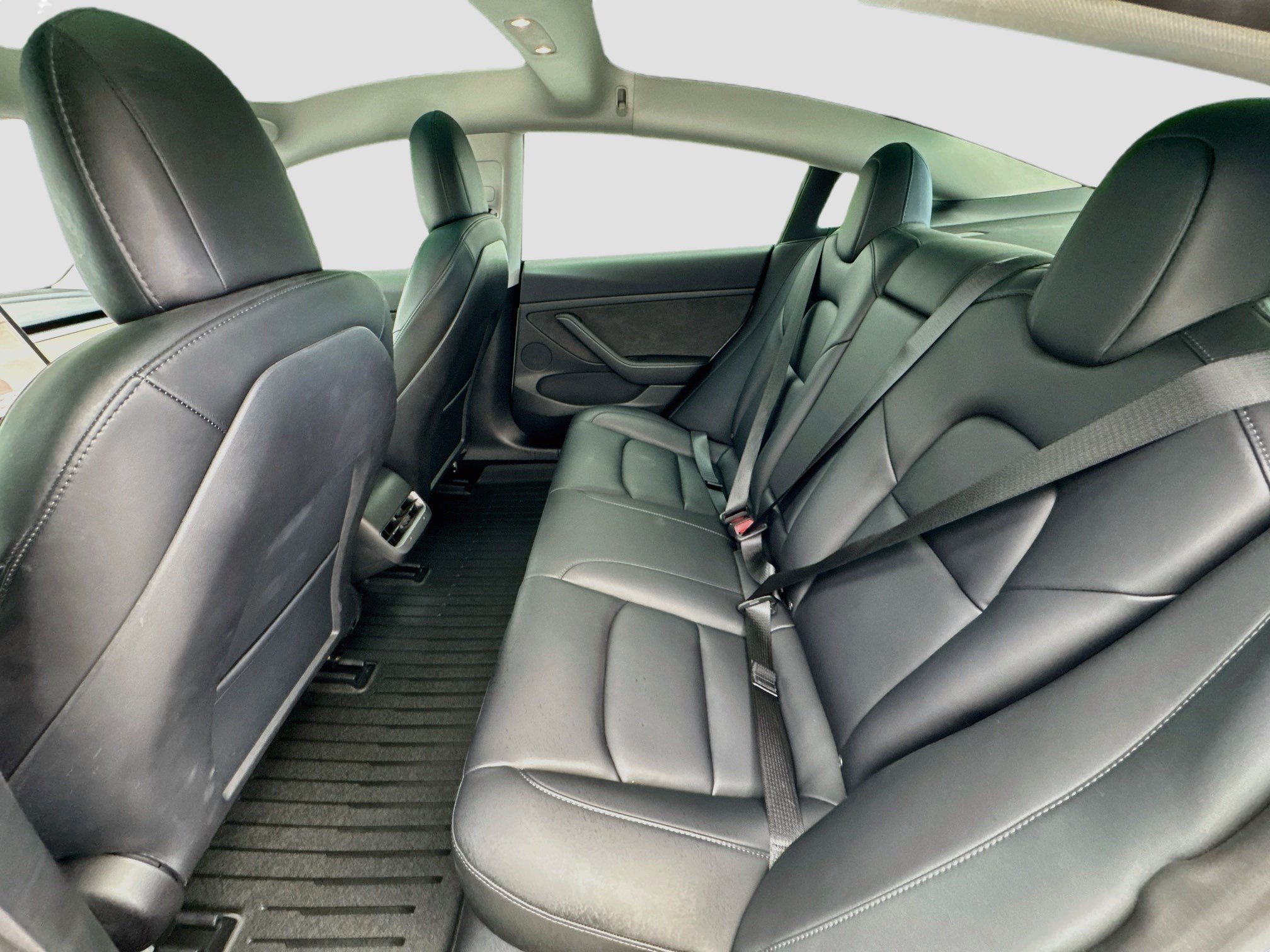 Used 2023 Tesla Model 3 Standard Range RWD image 16