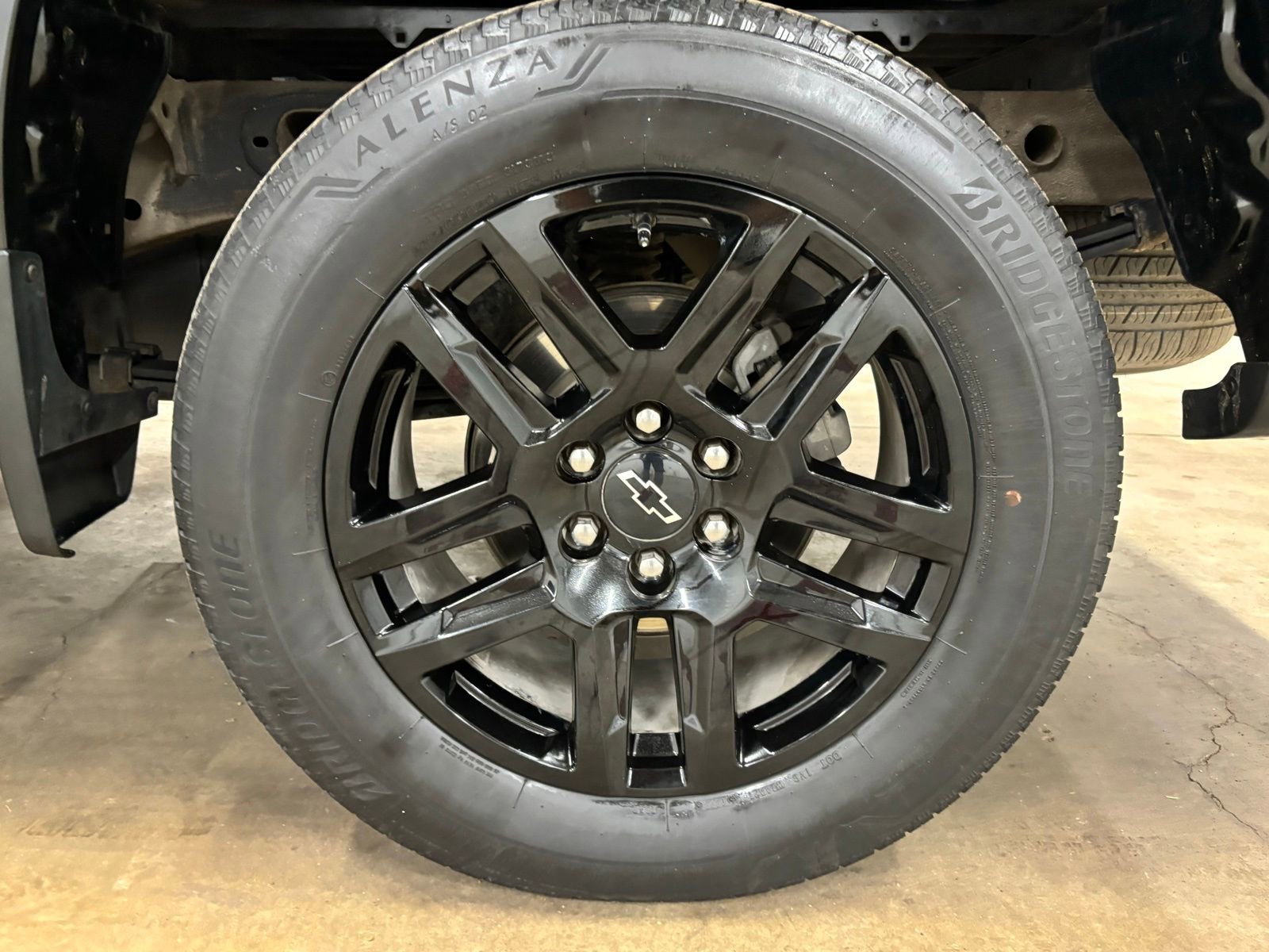 Used 2023 Chevrolet Silverado 1500 Custom w/ LPO, Dark Essentials Package RWD image 9