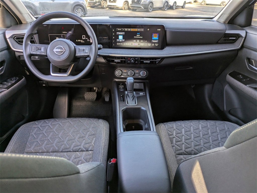 New 2025 Nissan Kicks SV w/ Charging Package image 17