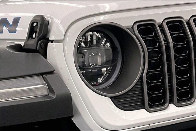 Used 2025 Jeep Wrangler Unlimited Rubicon 4xe w/ Safety Group image 35