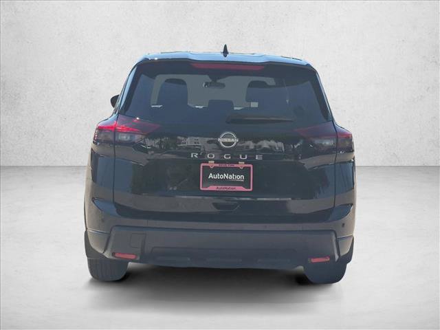 Used 2025 Nissan Rogue S FWD image 7
