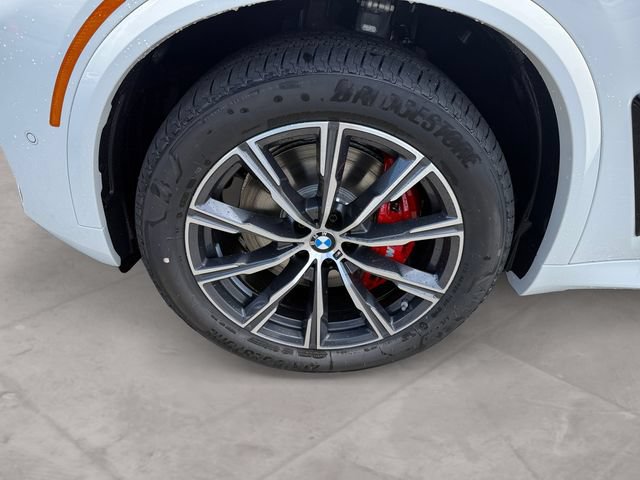 New 2026 BMW X5 xDrive40i w/ M Sport Package AWD/4WD image 14