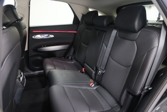 New 2027 Genesis GV70 2.5T Select AWD/4WD image 33