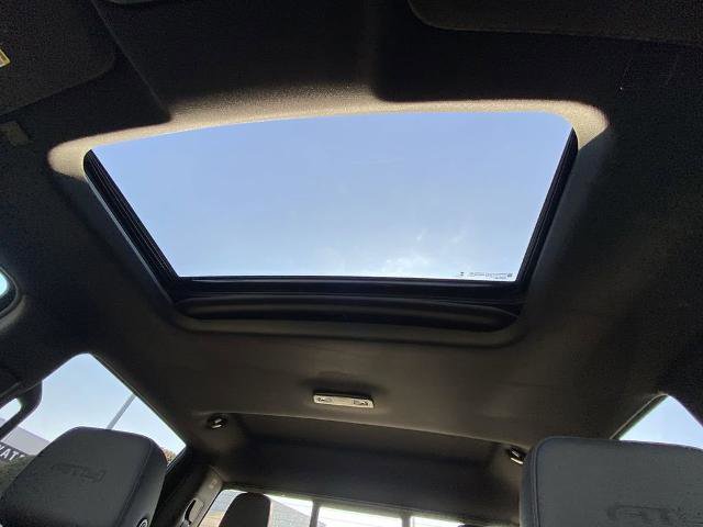 Used 2024 GMC Sierra 2500 AT4 w/ AT4 Preferred Package image 15