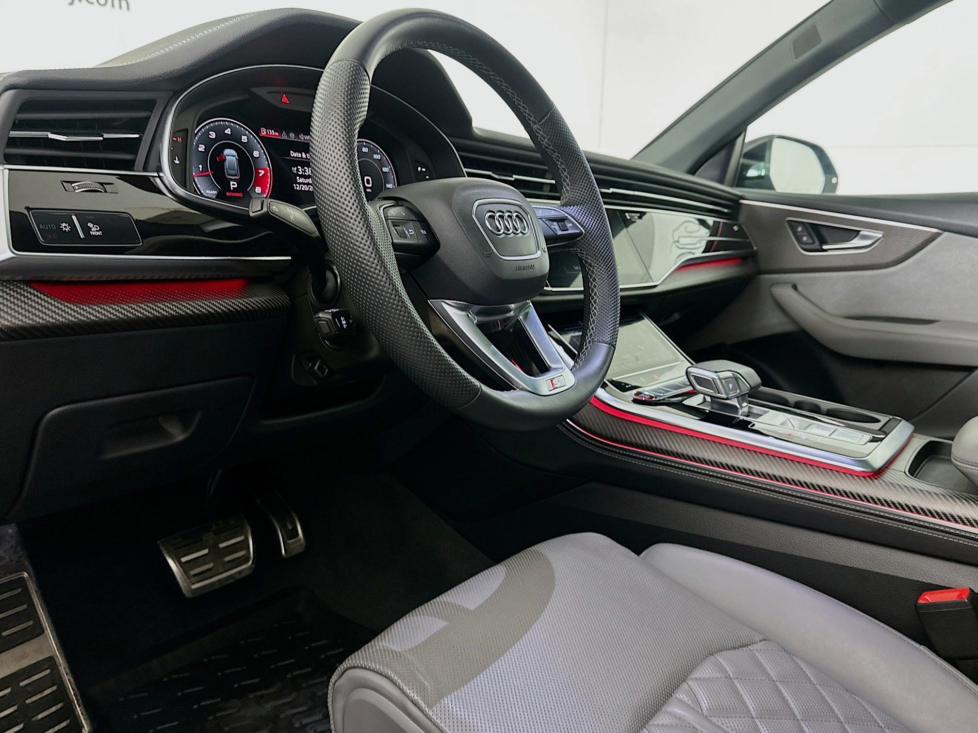 Used 2024 Audi SQ8 Premium Plus w/ S Sport Package image 7