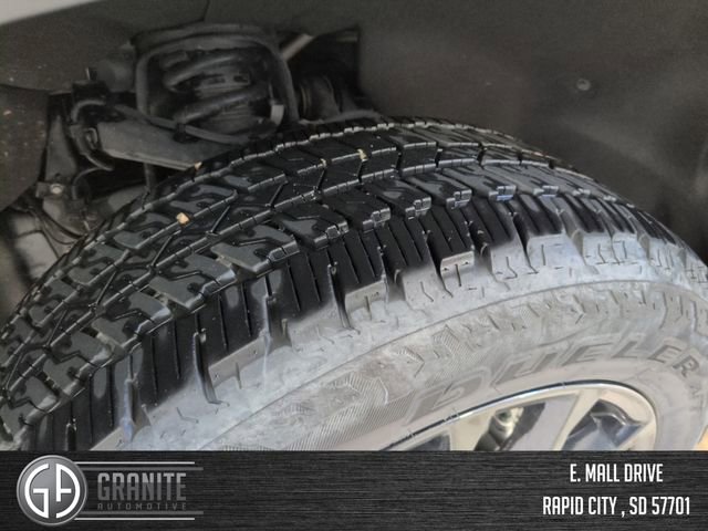 Used 2024 Chevrolet Colorado Trail Boss w/ LPO, Dark Essentials Package AWD/4WD image 27