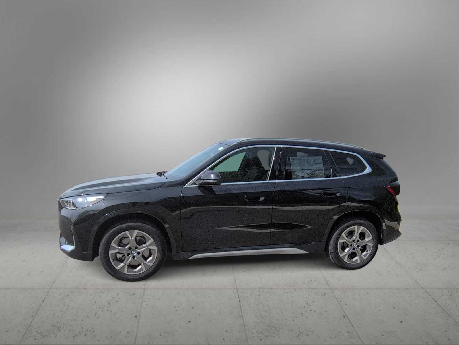 New 2026 BMW X1 xDrive28i AWD/4WD image 5
