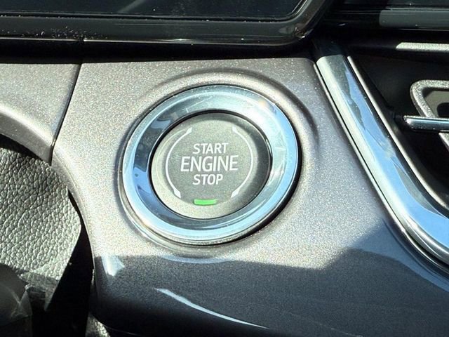 New 2026 Chevrolet Trax ACTIV w/ Sunroof Package FWD image 11