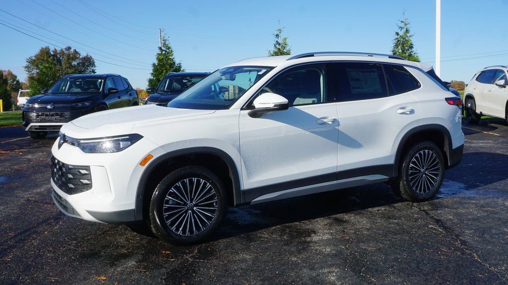 New 2026 Volkswagen Tiguan S AWD/4WD image 2