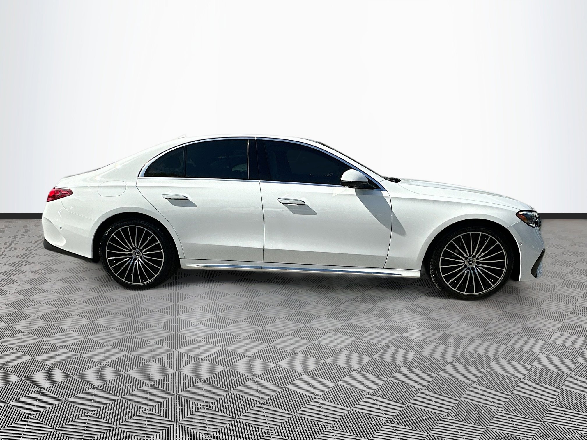 Used 2024 Mercedes-Benz E 350 E 350 image 8