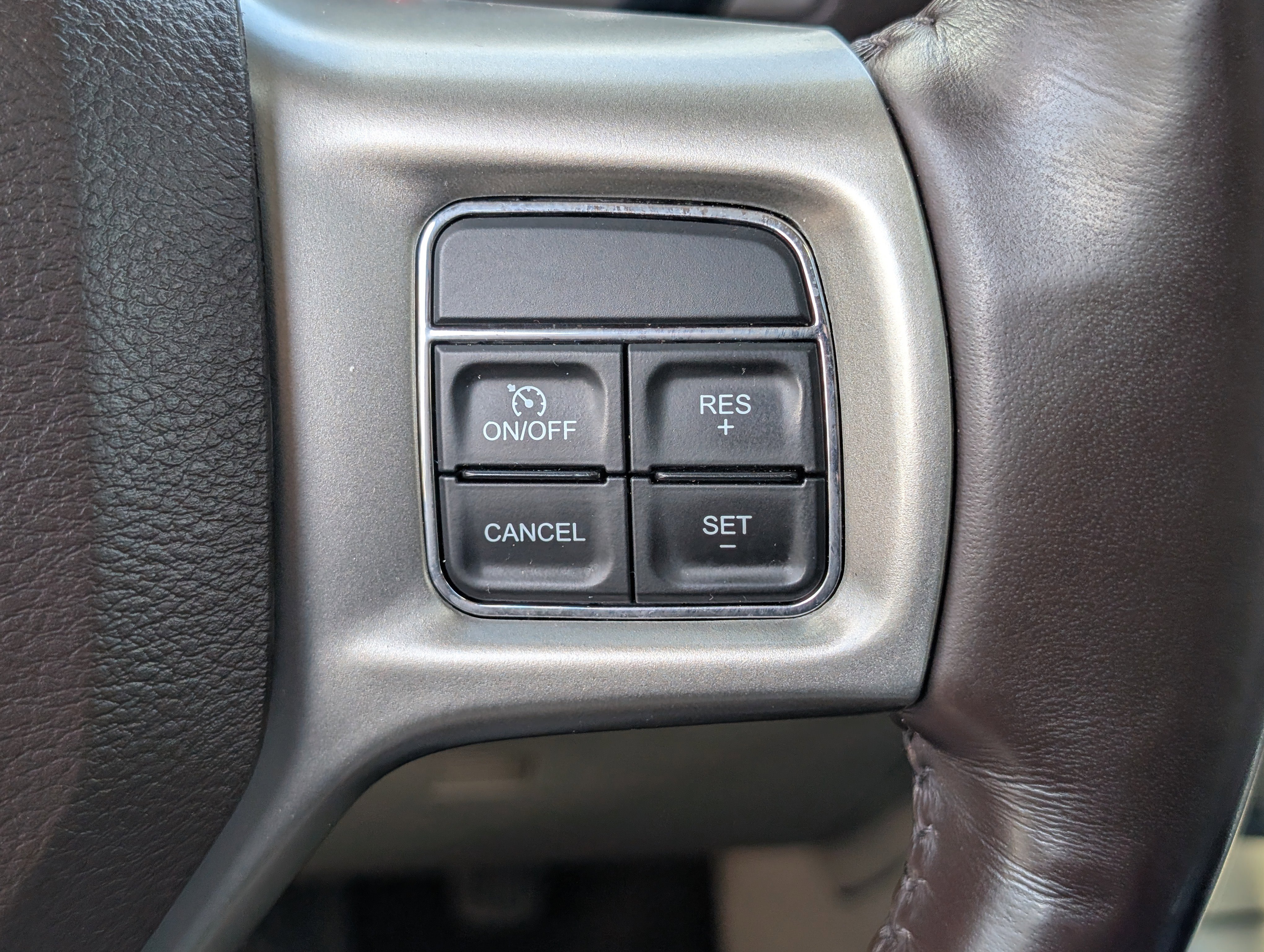 Used 2018 RAM 2500 Laramie w/ Off Road Package AWD/4WD image 23