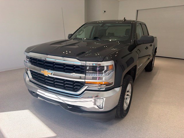 Used 2019 Chevrolet Silverado 1500 LT w/ All Star Edition AWD/4WD image 3