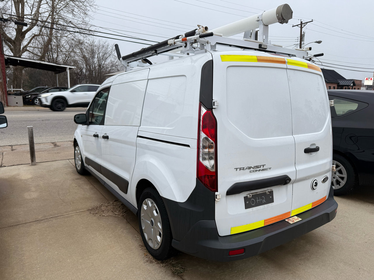 Used 2016 Ford Transit Connect XL image 3