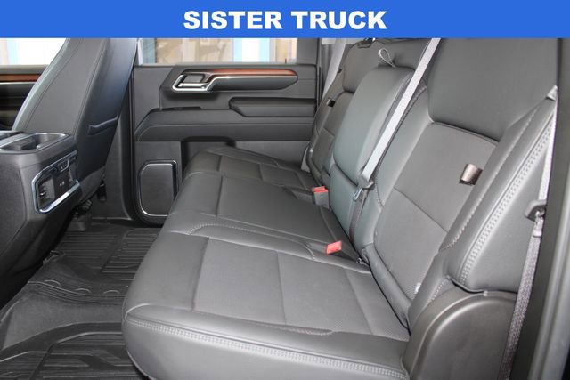 Used 2025 GMC Sierra 3500 Denali w/ Denali Reserve Package image 23
