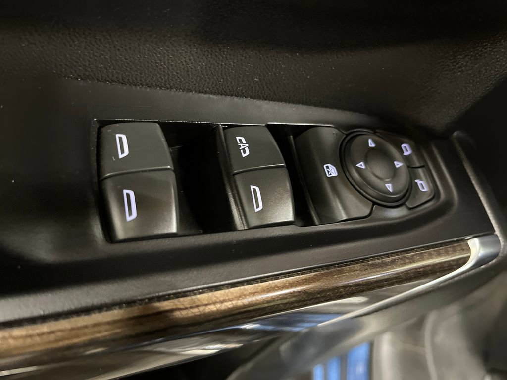 Used 2019 Chevrolet Silverado 1500 LT w/ All-Star Edition image 27