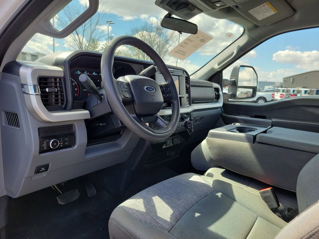Certified 2025 Ford F250 XLT AWD/4WD image 21