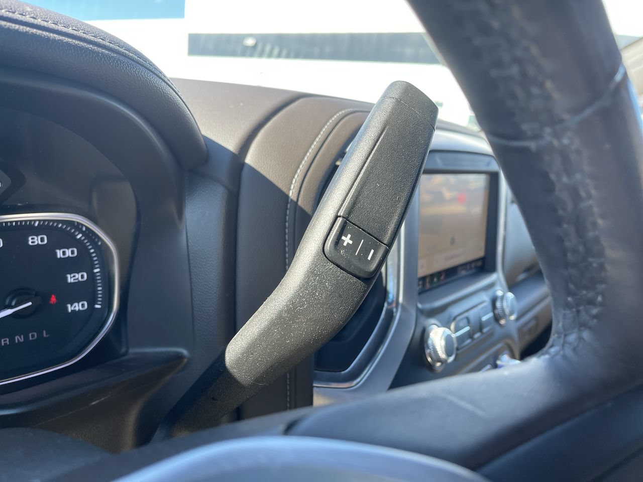 Used 2021 GMC Sierra 1500 SLT w/ SLT Premium Plus Package AWD/4WD image 16